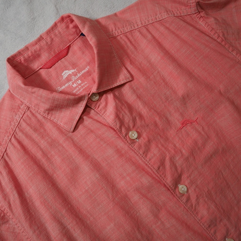 Tommy Bahama Sz M Coral Button-Down Short Sleeve Shirt 100% Cotton